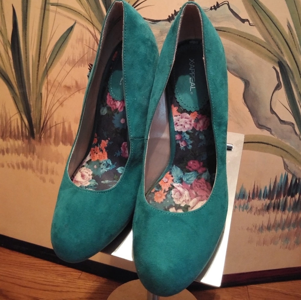 Xappeal Turquoise pump